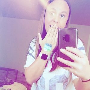 Meet your Posher, Misty